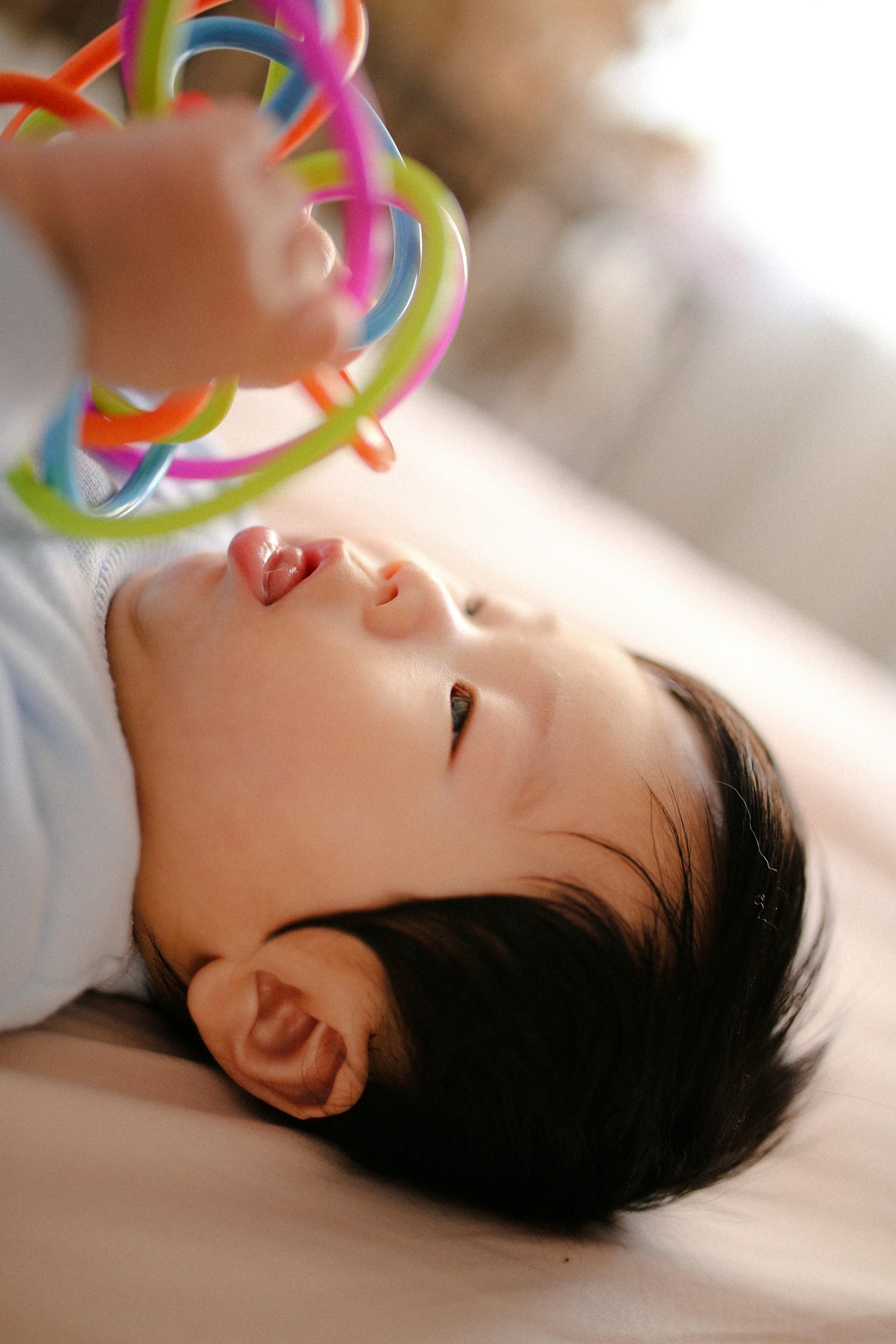 What 6 Week Old Babies Do: Simple Games & Milestones