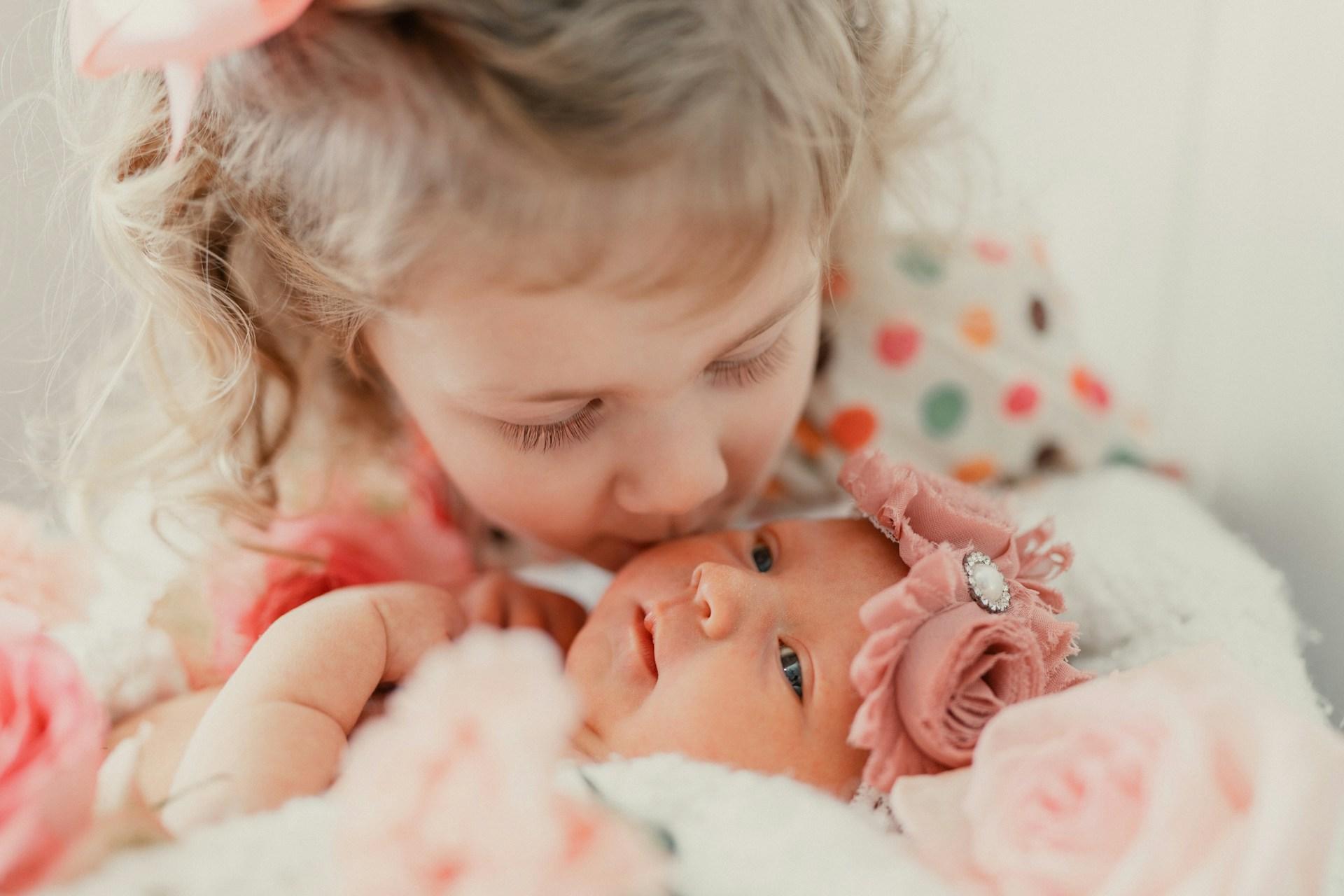 Guilt Toward Older Child After New Baby - Practical Tips